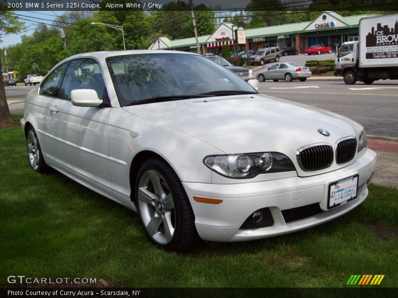 Alpine White / Grey 2005 BMW 3 Series 325i Coupe