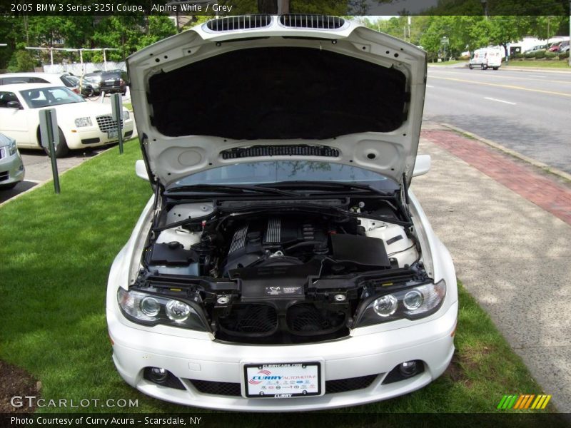 Alpine White / Grey 2005 BMW 3 Series 325i Coupe