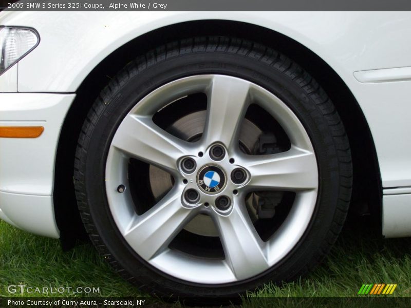 Alpine White / Grey 2005 BMW 3 Series 325i Coupe