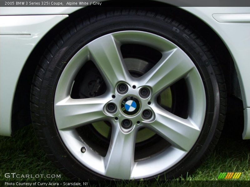 Alpine White / Grey 2005 BMW 3 Series 325i Coupe