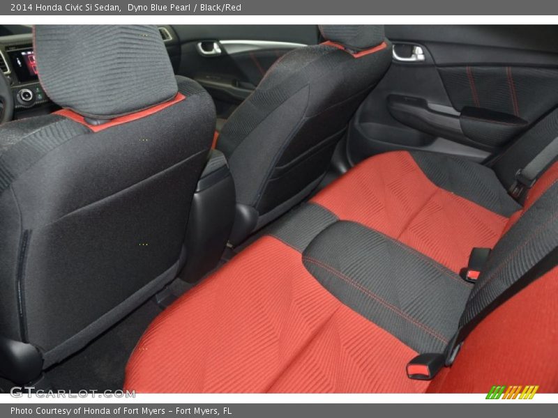 Rear Seat of 2014 Civic Si Sedan
