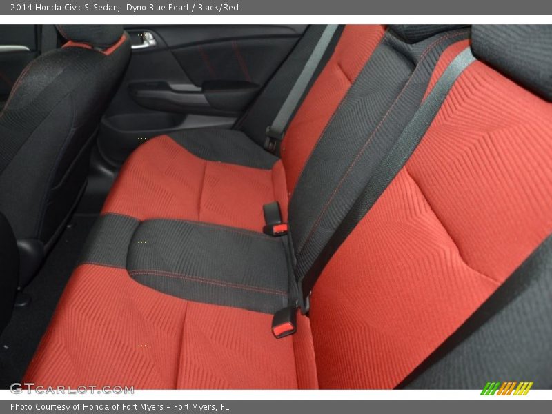Rear Seat of 2014 Civic Si Sedan