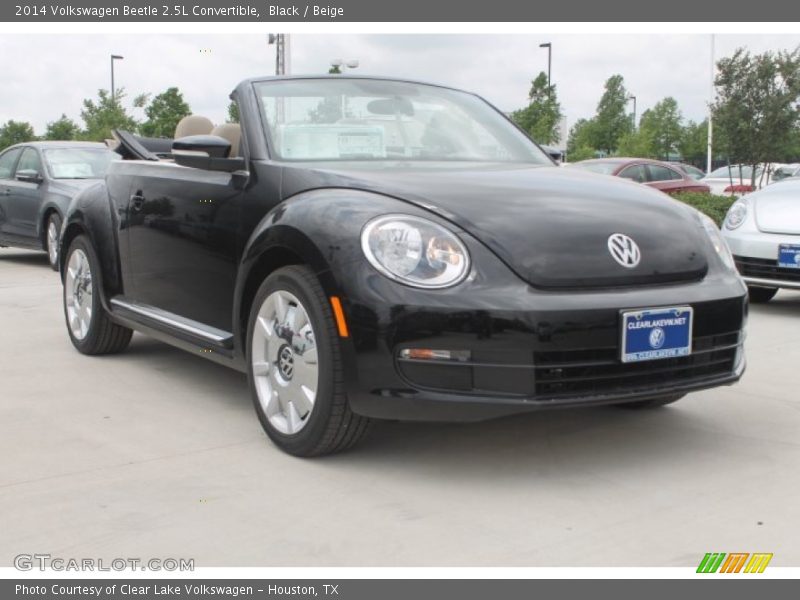 Black / Beige 2014 Volkswagen Beetle 2.5L Convertible