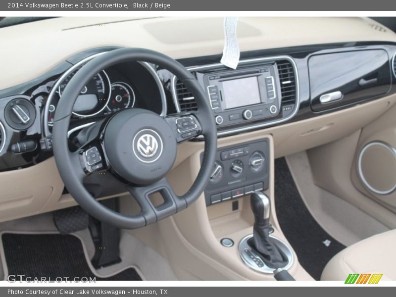 Black / Beige 2014 Volkswagen Beetle 2.5L Convertible
