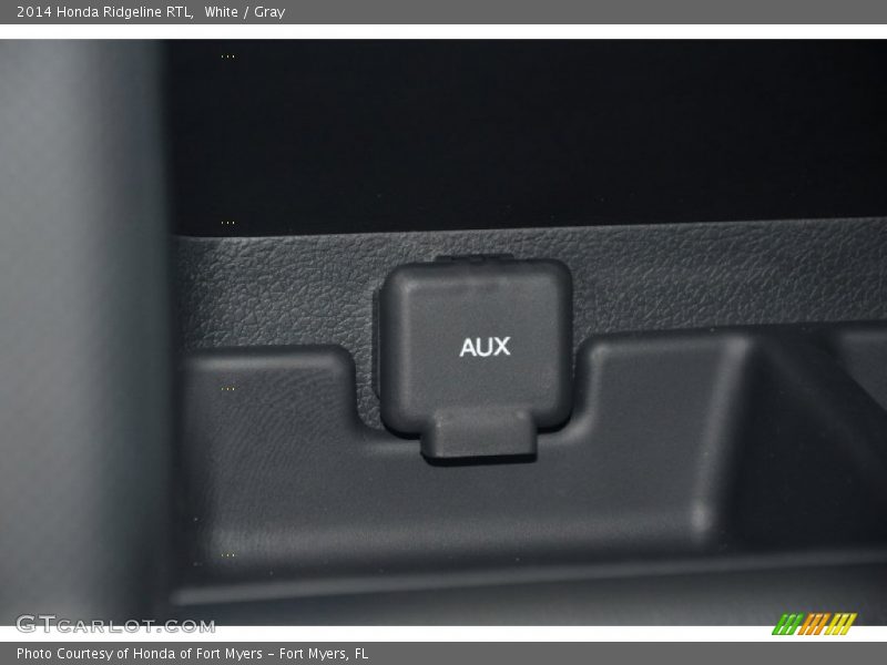 White / Gray 2014 Honda Ridgeline RTL