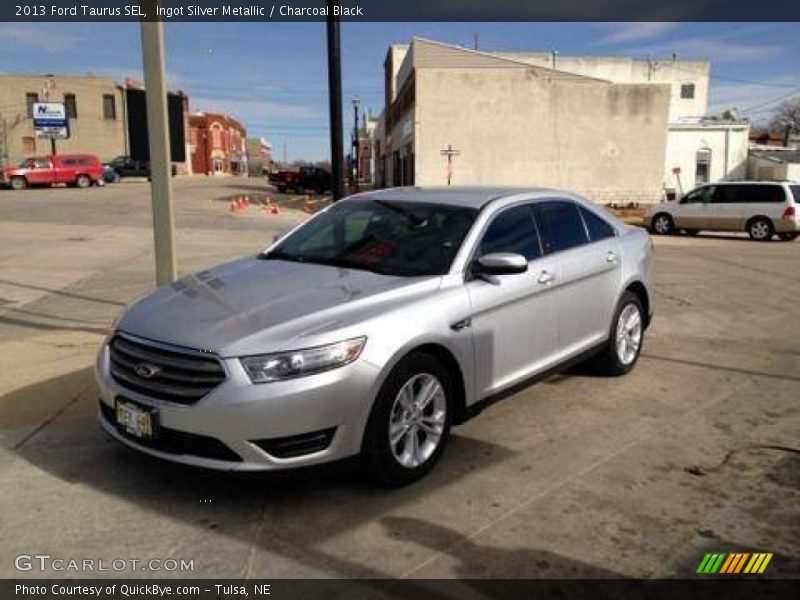 Ingot Silver Metallic / Charcoal Black 2013 Ford Taurus SEL