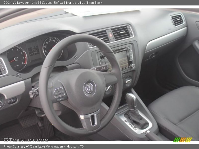 Reflex Silver Metallic / Titan Black 2014 Volkswagen Jetta SE Sedan