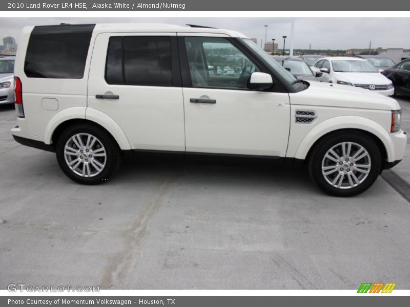 Alaska White / Almond/Nutmeg 2010 Land Rover LR4 HSE