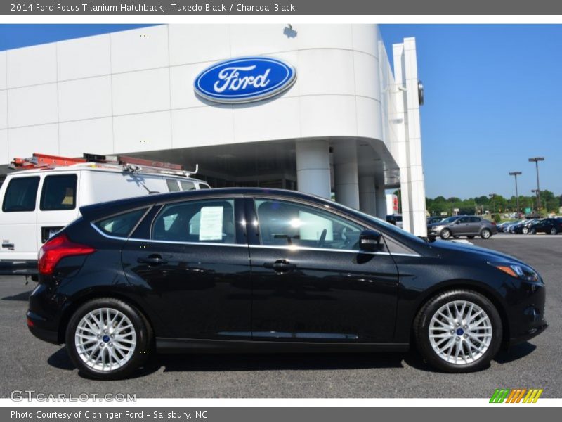 Tuxedo Black / Charcoal Black 2014 Ford Focus Titanium Hatchback
