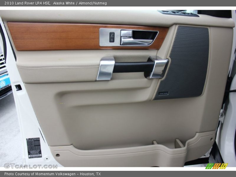 Alaska White / Almond/Nutmeg 2010 Land Rover LR4 HSE
