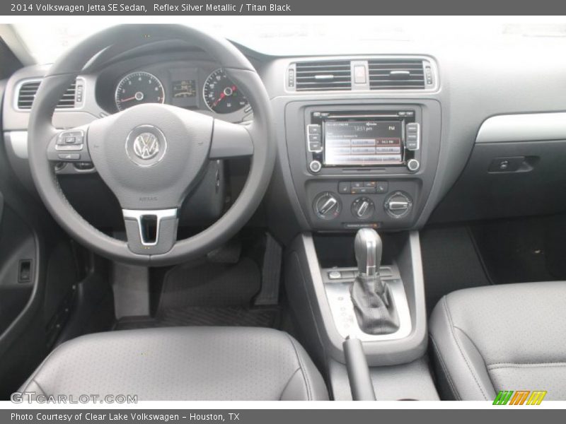 Reflex Silver Metallic / Titan Black 2014 Volkswagen Jetta SE Sedan