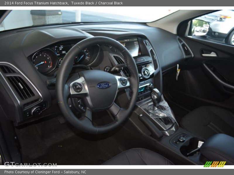 Tuxedo Black / Charcoal Black 2014 Ford Focus Titanium Hatchback