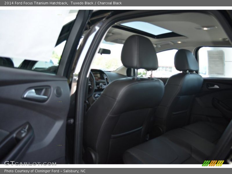 Tuxedo Black / Charcoal Black 2014 Ford Focus Titanium Hatchback