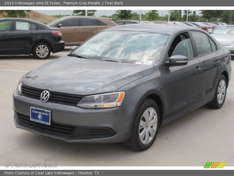 Platinum Gray Metallic / Titan Black 2014 Volkswagen Jetta SE Sedan