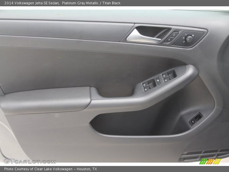 Platinum Gray Metallic / Titan Black 2014 Volkswagen Jetta SE Sedan