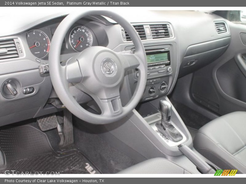 Platinum Gray Metallic / Titan Black 2014 Volkswagen Jetta SE Sedan