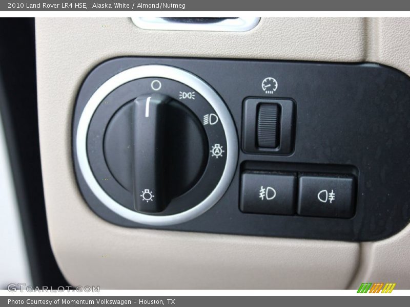 Alaska White / Almond/Nutmeg 2010 Land Rover LR4 HSE