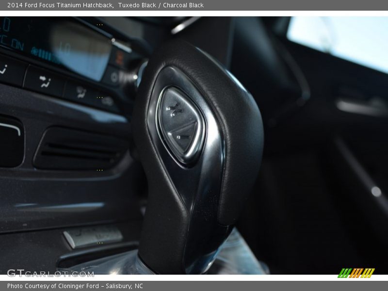 Tuxedo Black / Charcoal Black 2014 Ford Focus Titanium Hatchback