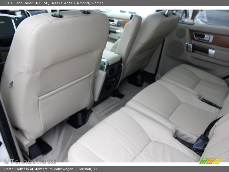 Alaska White / Almond/Nutmeg 2010 Land Rover LR4 HSE