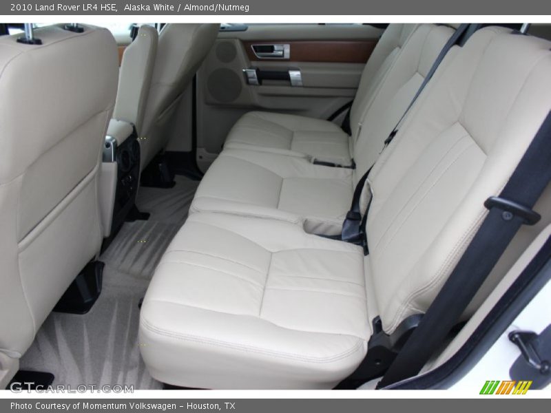 Alaska White / Almond/Nutmeg 2010 Land Rover LR4 HSE
