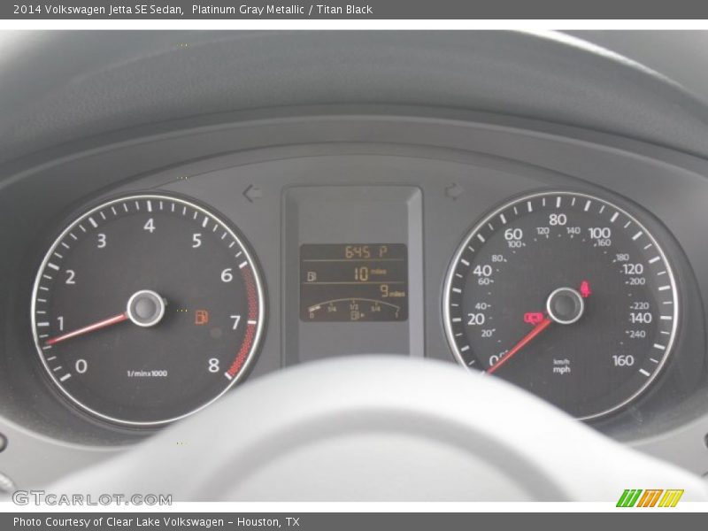 Platinum Gray Metallic / Titan Black 2014 Volkswagen Jetta SE Sedan