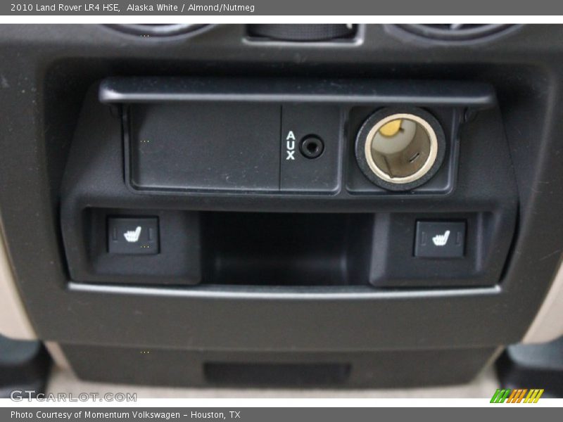 Alaska White / Almond/Nutmeg 2010 Land Rover LR4 HSE