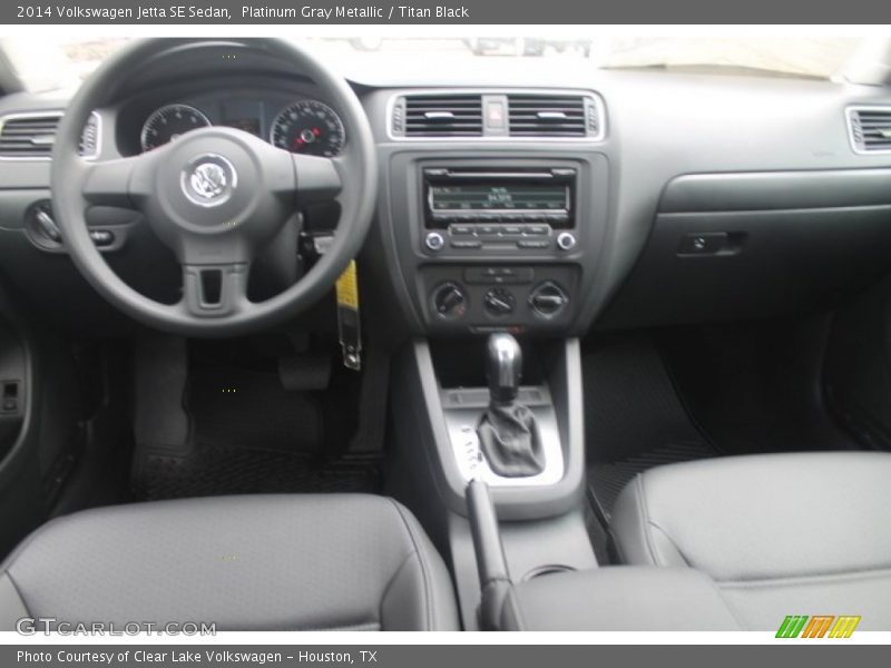 Platinum Gray Metallic / Titan Black 2014 Volkswagen Jetta SE Sedan