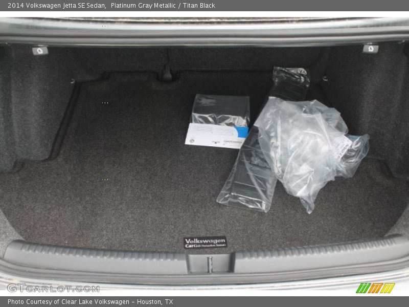 Platinum Gray Metallic / Titan Black 2014 Volkswagen Jetta SE Sedan