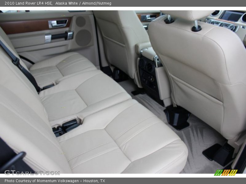 Alaska White / Almond/Nutmeg 2010 Land Rover LR4 HSE