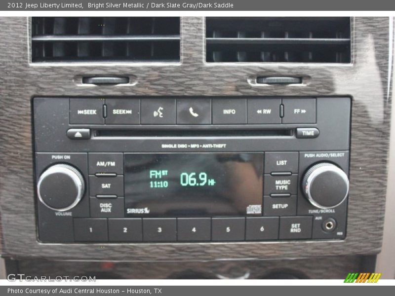 Bright Silver Metallic / Dark Slate Gray/Dark Saddle 2012 Jeep Liberty Limited