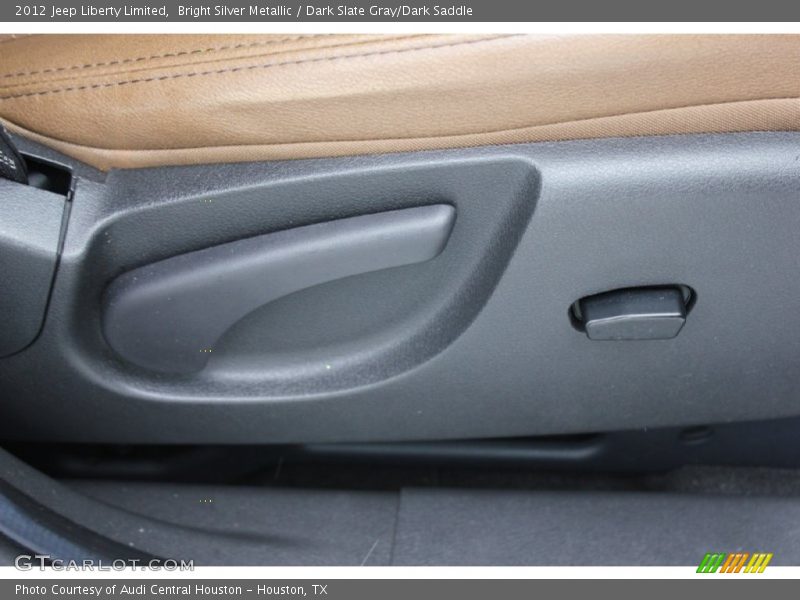 Bright Silver Metallic / Dark Slate Gray/Dark Saddle 2012 Jeep Liberty Limited
