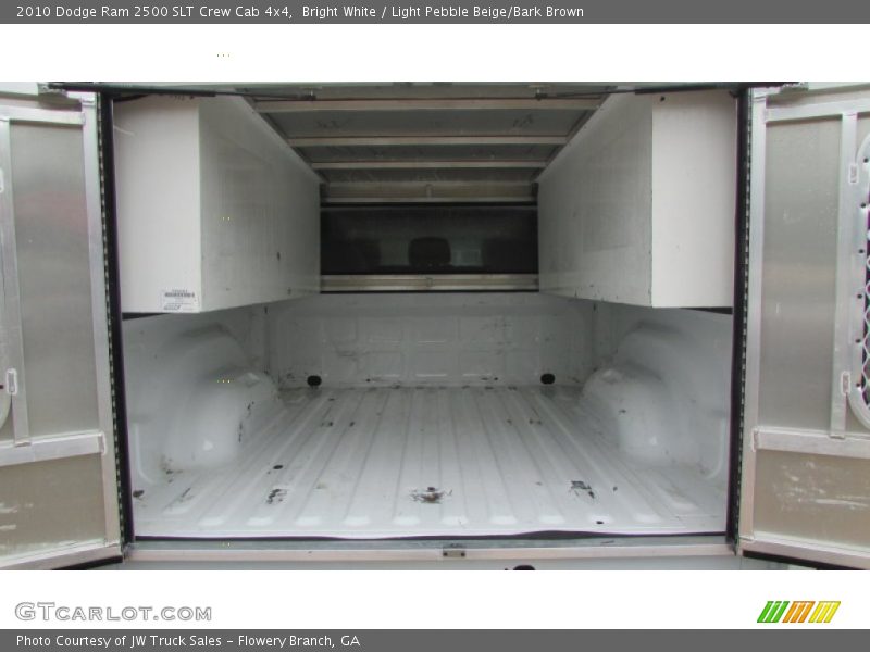 Bright White / Light Pebble Beige/Bark Brown 2010 Dodge Ram 2500 SLT Crew Cab 4x4