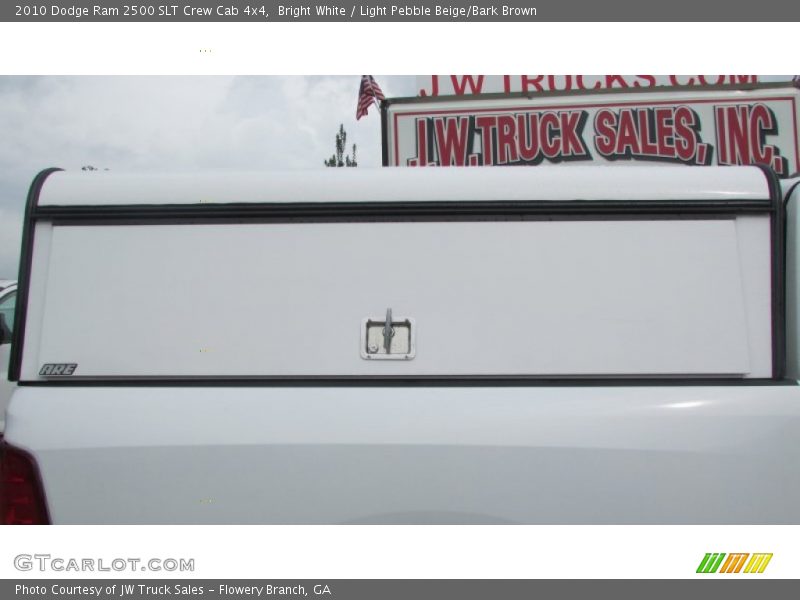 Bright White / Light Pebble Beige/Bark Brown 2010 Dodge Ram 2500 SLT Crew Cab 4x4