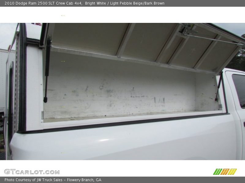 Bright White / Light Pebble Beige/Bark Brown 2010 Dodge Ram 2500 SLT Crew Cab 4x4