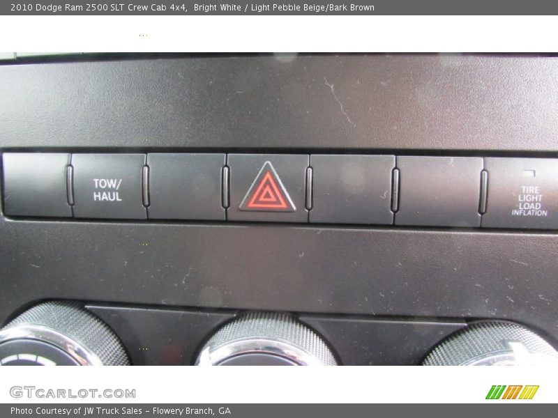 Bright White / Light Pebble Beige/Bark Brown 2010 Dodge Ram 2500 SLT Crew Cab 4x4