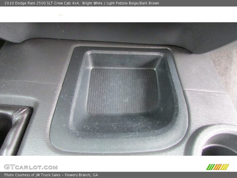 Bright White / Light Pebble Beige/Bark Brown 2010 Dodge Ram 2500 SLT Crew Cab 4x4