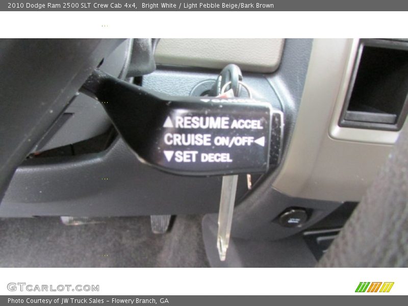 Bright White / Light Pebble Beige/Bark Brown 2010 Dodge Ram 2500 SLT Crew Cab 4x4