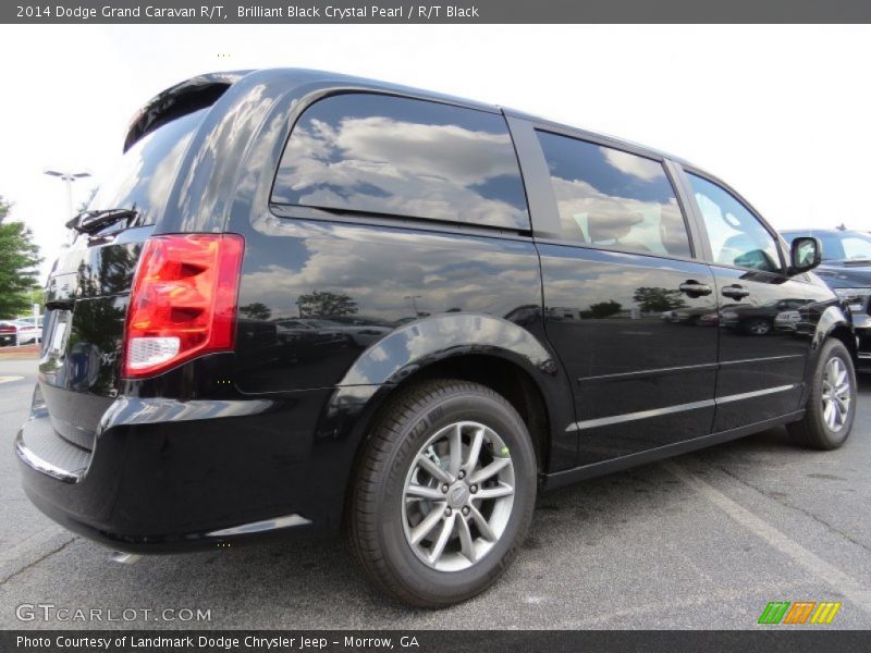 Brilliant Black Crystal Pearl / R/T Black 2014 Dodge Grand Caravan R/T