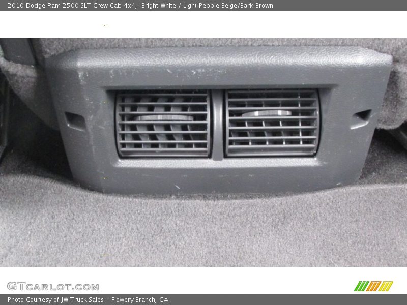 Bright White / Light Pebble Beige/Bark Brown 2010 Dodge Ram 2500 SLT Crew Cab 4x4