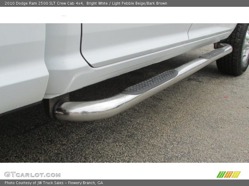 Bright White / Light Pebble Beige/Bark Brown 2010 Dodge Ram 2500 SLT Crew Cab 4x4