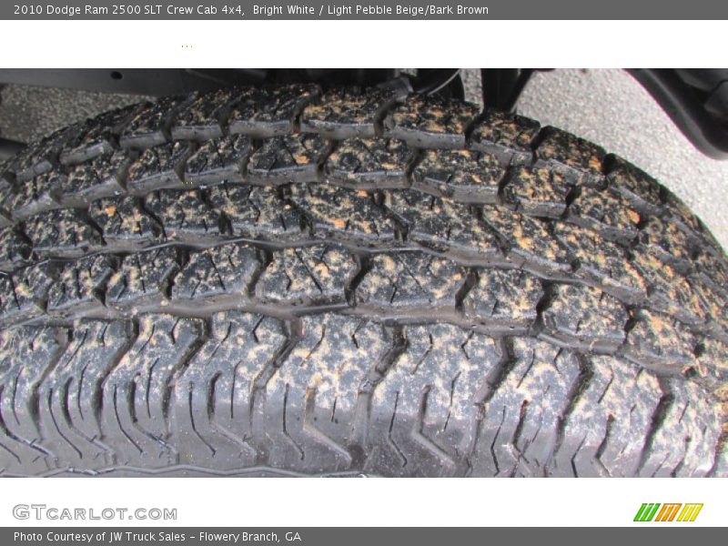 Bright White / Light Pebble Beige/Bark Brown 2010 Dodge Ram 2500 SLT Crew Cab 4x4