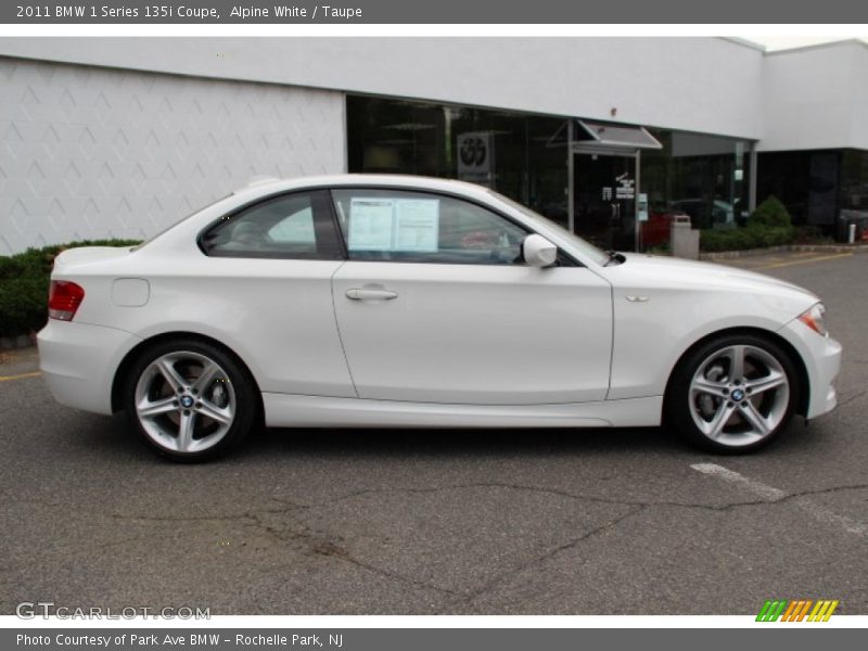 Alpine White / Taupe 2011 BMW 1 Series 135i Coupe
