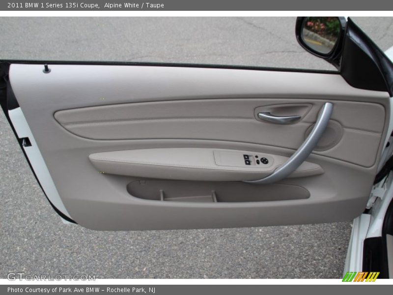 Alpine White / Taupe 2011 BMW 1 Series 135i Coupe