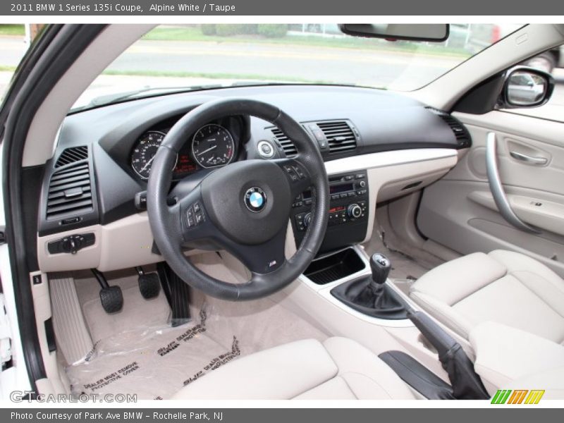 Alpine White / Taupe 2011 BMW 1 Series 135i Coupe
