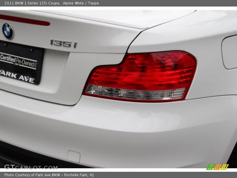 Alpine White / Taupe 2011 BMW 1 Series 135i Coupe