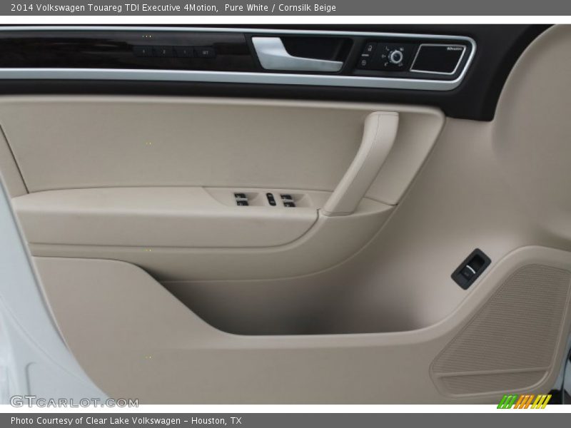 Pure White / Cornsilk Beige 2014 Volkswagen Touareg TDI Executive 4Motion