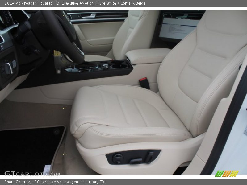 Pure White / Cornsilk Beige 2014 Volkswagen Touareg TDI Executive 4Motion