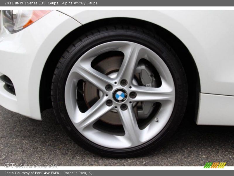 Alpine White / Taupe 2011 BMW 1 Series 135i Coupe