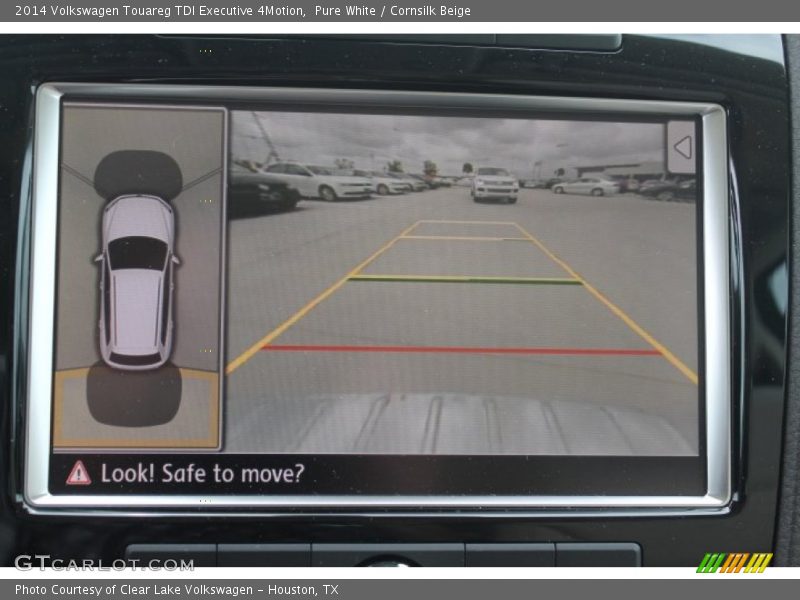 Pure White / Cornsilk Beige 2014 Volkswagen Touareg TDI Executive 4Motion