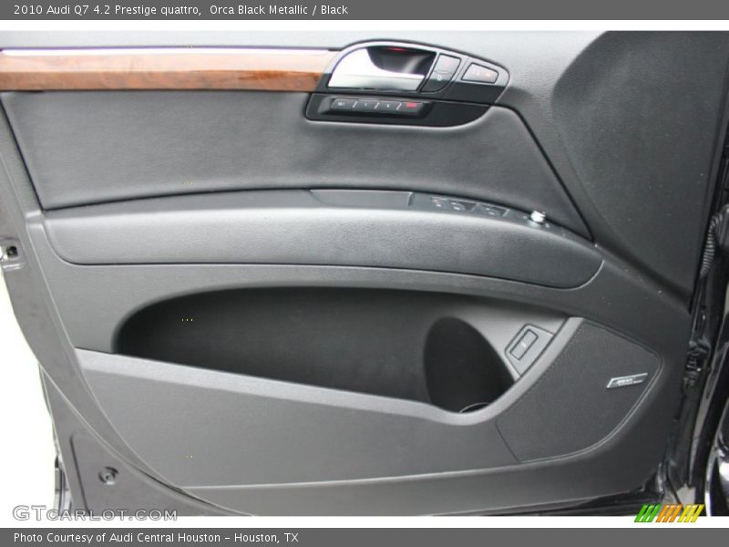 Orca Black Metallic / Black 2010 Audi Q7 4.2 Prestige quattro